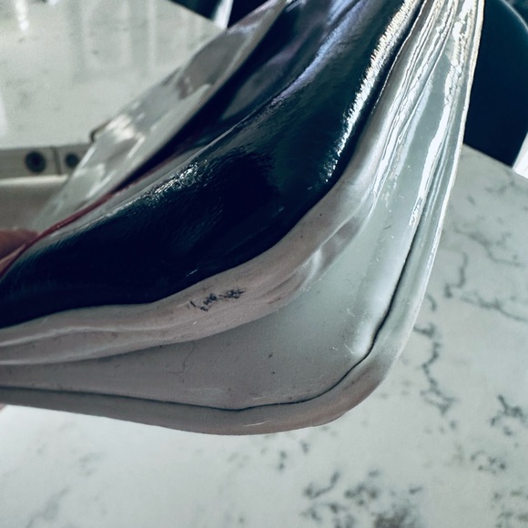 Vintage Purse - Picture 2 of 6